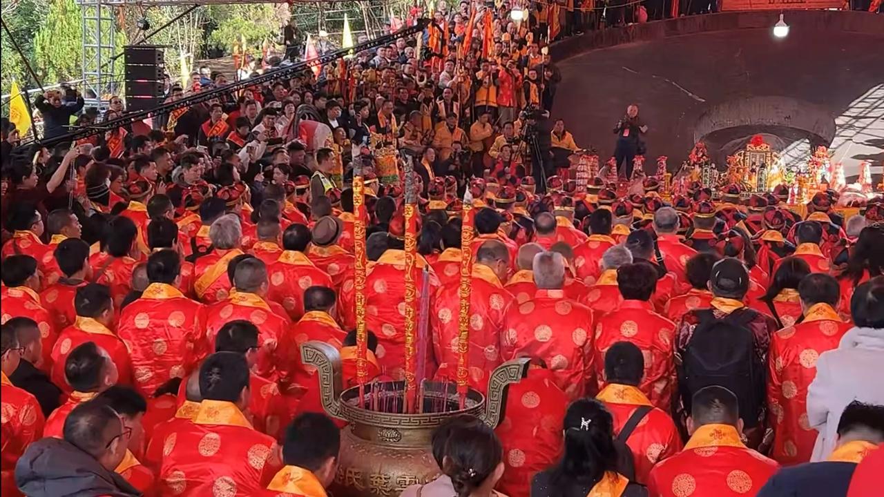 十二年一次南阳凌云叶氏谒祖