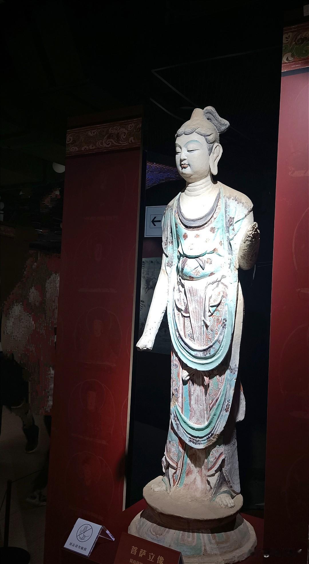 自古以来，在我们中国人心目中，观音菩萨，就是与每个人都最亲近的佛陀使者，是大慈大