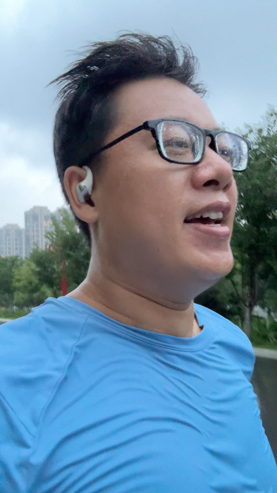 原来雨水不能淋啊哈……前段时间，才在雨中淋雨了…… ​​​