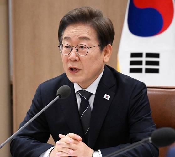 韩国一记重拳，台湾居民彻底破防！韩国最新规定，入境韩本土必须承认台湾属于中国。