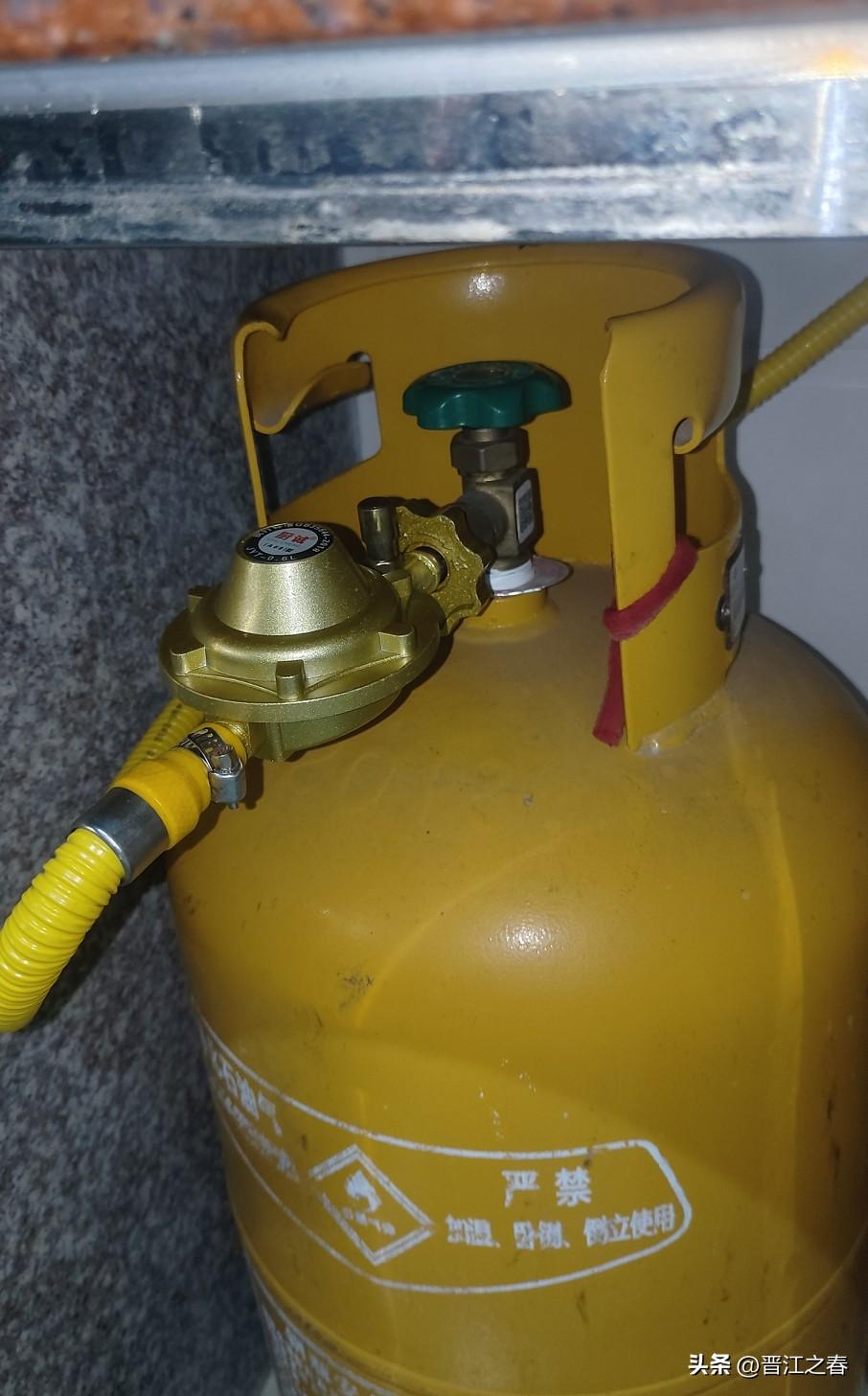 晋江市某镇某村，煤气一瓶14.5公斤/157元！
你们煤气多少钱？