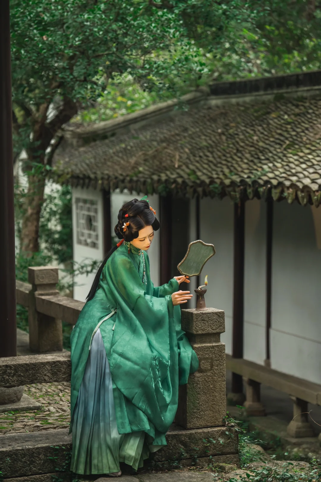 风萧萧兮秋气深，美人千里兮独沉吟｜晚明清冷