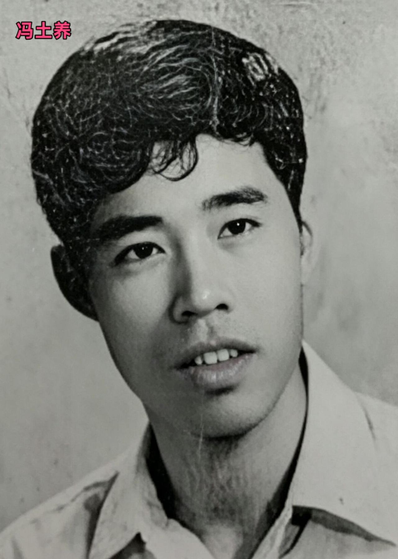 冯土养，男，1946年出生，广西北海人，冯土养曾在广州海洋鱼业公司上班，后在广州