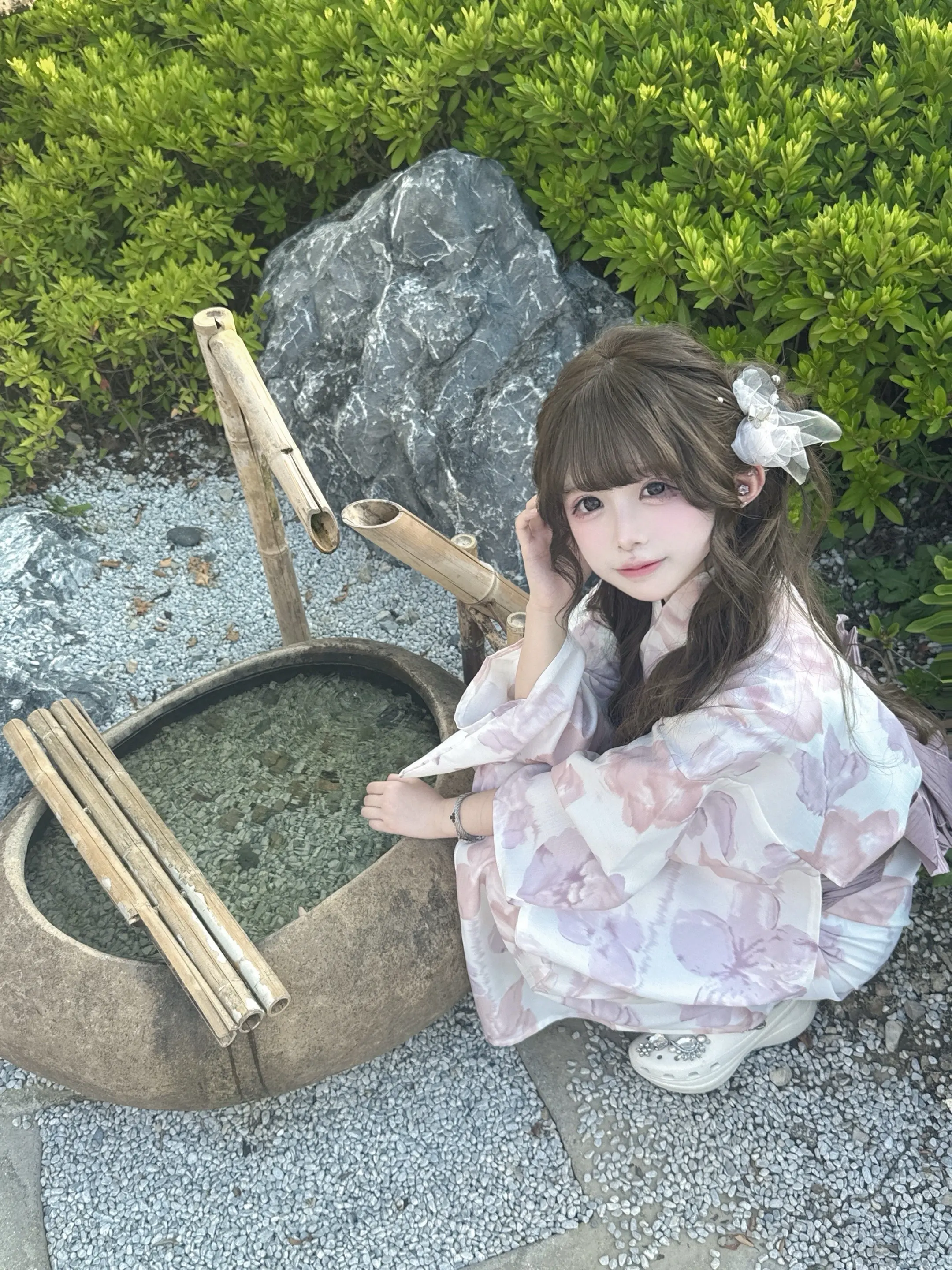 我感受不到疼痛 感受不到开心 感受不到难过 感受不到一切 好痛苦