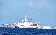 中国船在钓鱼岛巡航，日方急什么？
 
16号上午的钓鱼岛海域，阳光刚把海面照得发