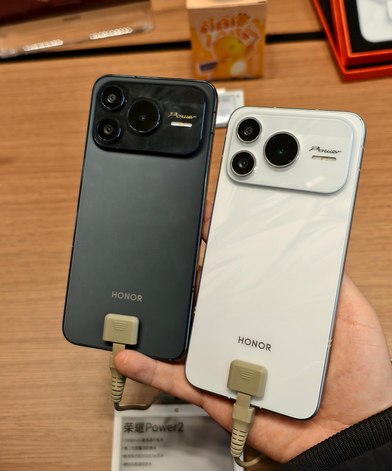 奉劝各位一句
打算入手荣耀Power2的记得实际上手体验
否则后悔来不及

感觉