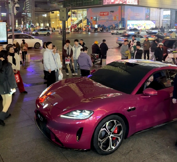 尚界Z7闪现长沙3月23日，刚刚于华为春季全场景新品发布会上开启的小订尚界Z7闪