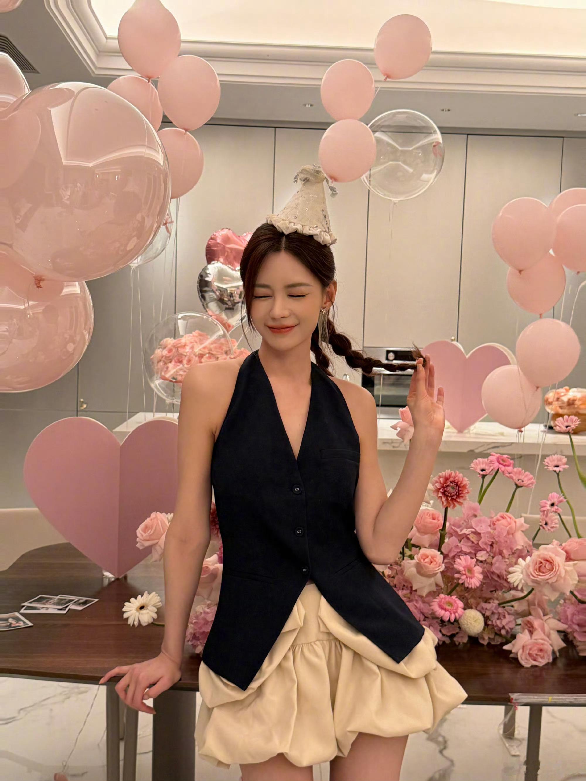 沈梦辰：没问题粉底液：没问题网友：不行坚决不行如果少一些审判，女明星在公开场合出