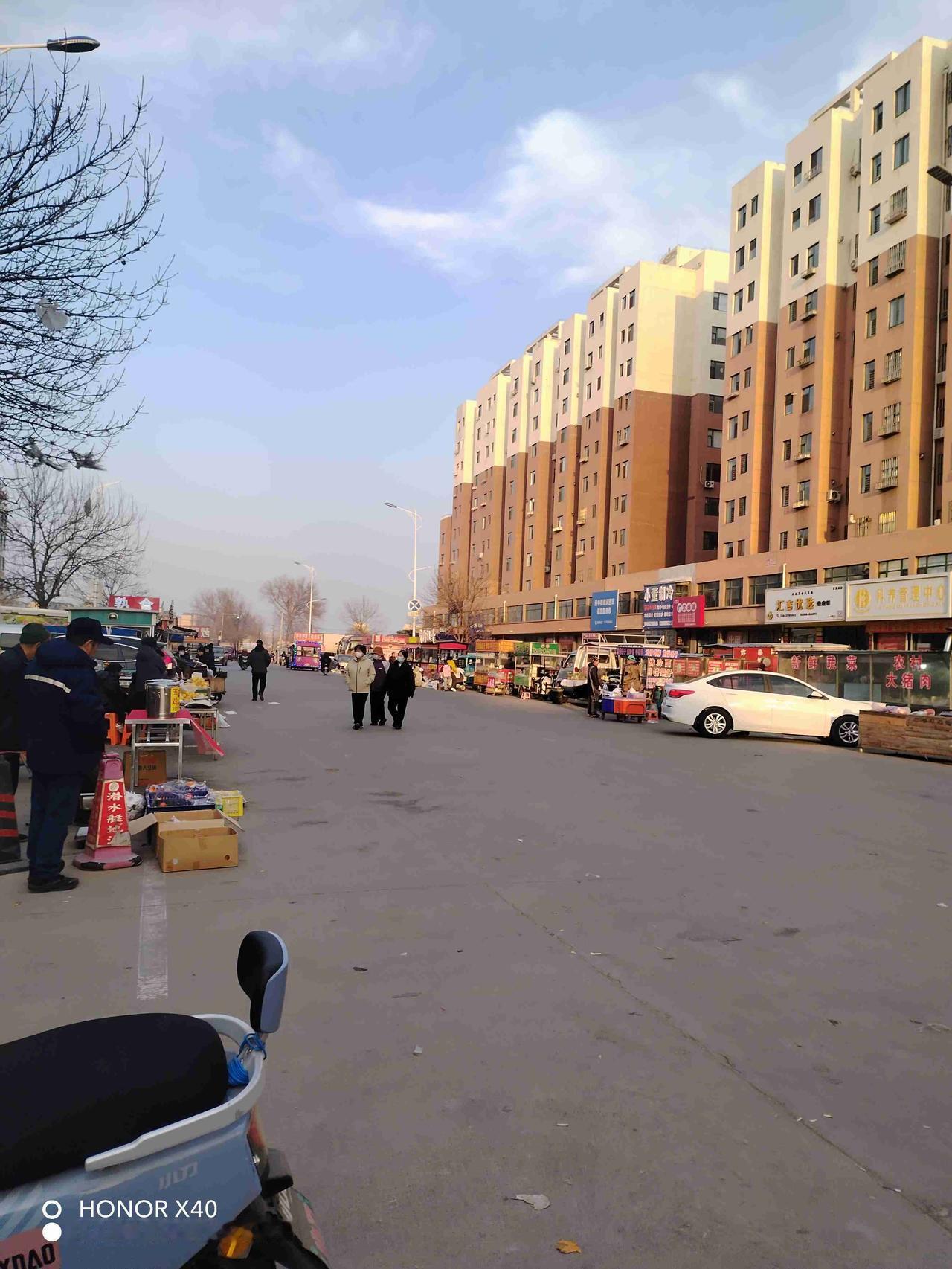 我的今日状态：😁轻松愉快
我这里的天气：🍂微风
今天换地方了