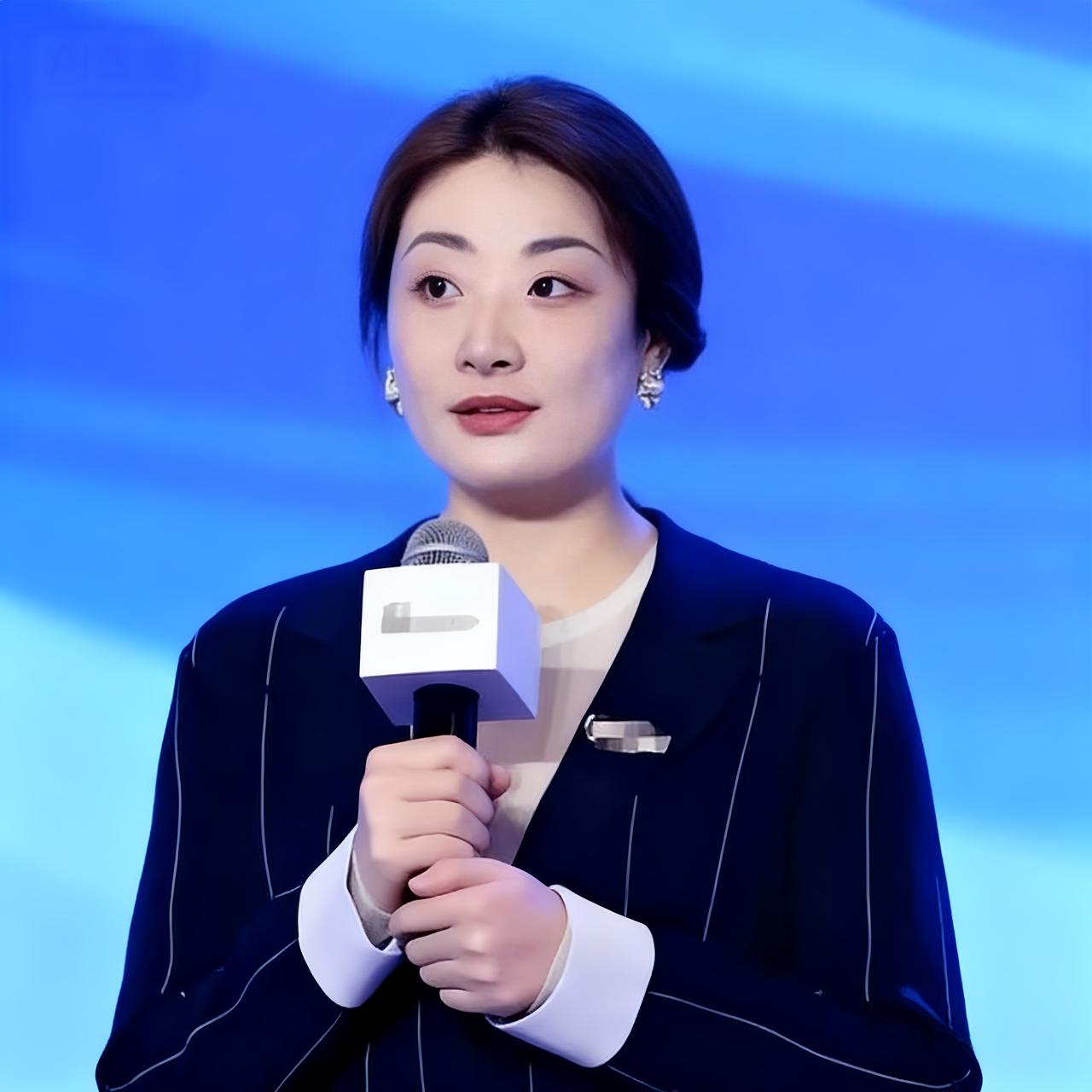 宗馥莉的辞职反映了家族企业接班人所面临的巨大压力。

根据相关数据显示，家族企业