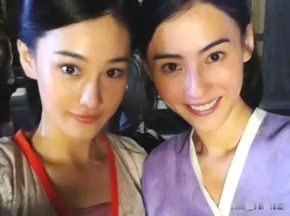 直观感受一下，张柏芝和张馨予，具体谁更漂亮？
首先我觉得她们两个都属于绝对的美女