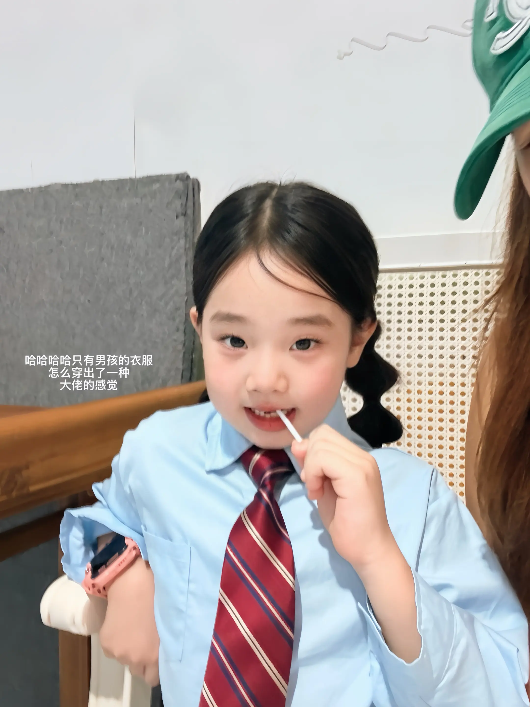一年级小学妹喜提证件照📷。