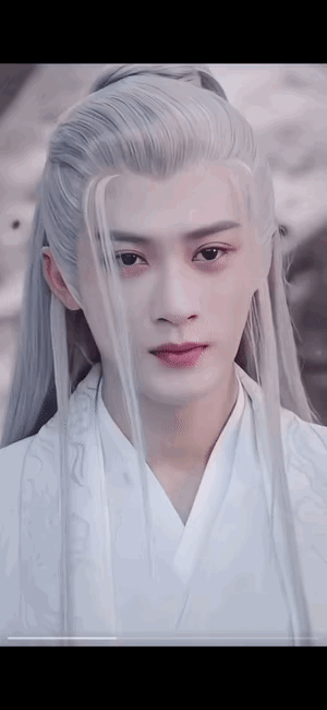 《长相思》这段长镜头的微表情简直封神啊，我看到宠溺，自嘲，失落，伤感，难过，释怀