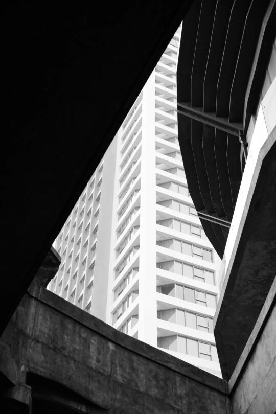 黑白建筑下的几何诗篇 📸xh2+xf1655f2.8二代