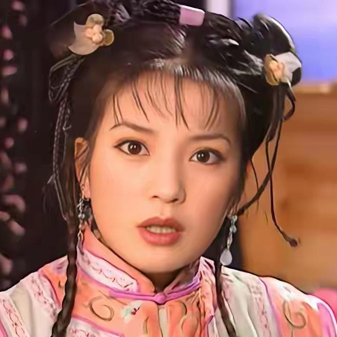 知画怀上二胎后小燕子被人掳走，当她失忆生下孩子后，永琪哭昏厥
 
谁也没想到，知