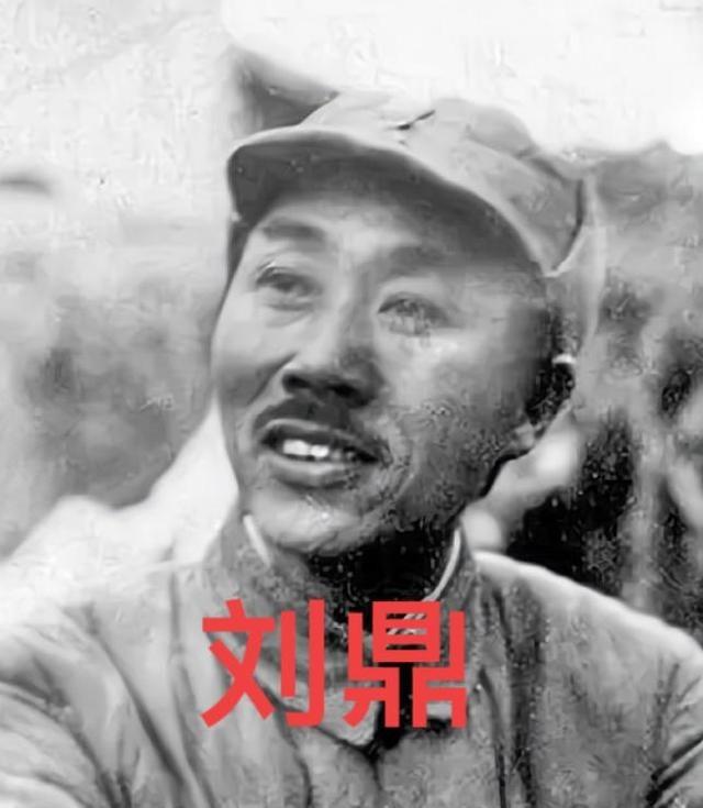1940年秋，太行山 黄崖洞兵工厂 内，刘鼎正对着日军 掷弹筒 苦思。这不到3公