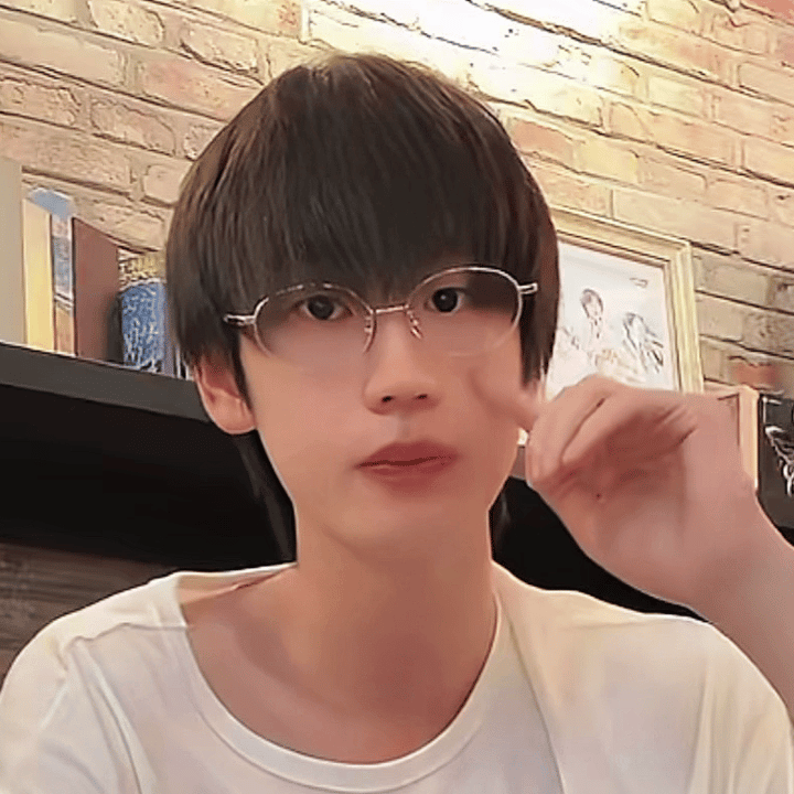 刘彰 原创音乐人 刘彰继续营业中AK刘彰一款很猪的蘑菇🍄🟫