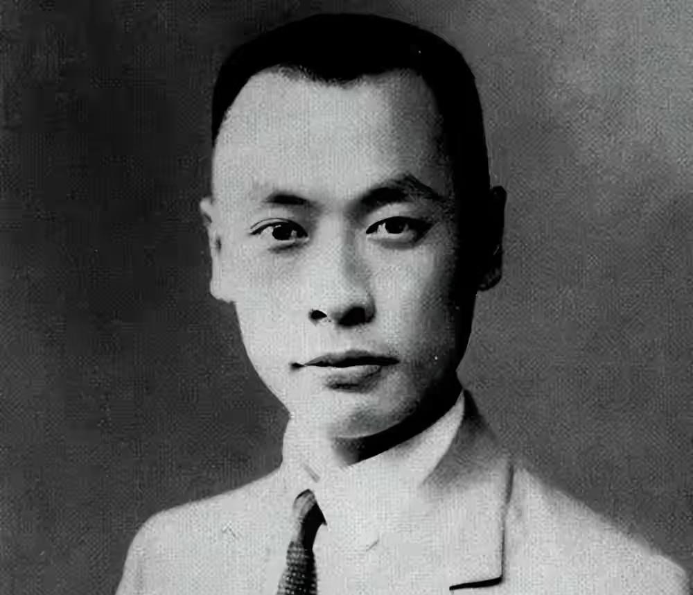 陈毅之子答师问：父亲“只是个处长”，背后藏元帅教子智慧

建国初期，陈毅出任上海