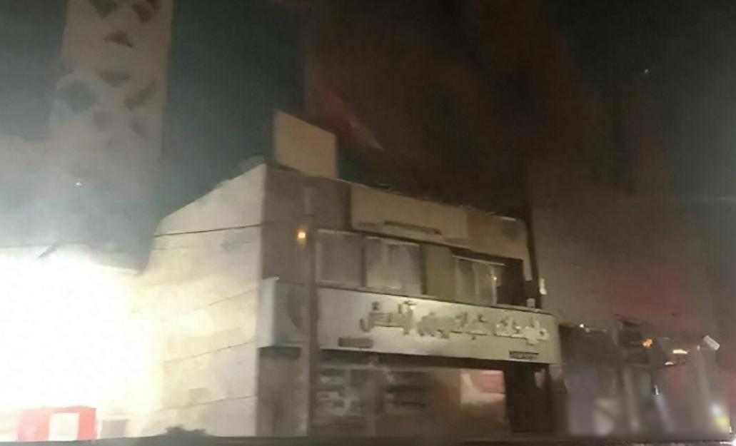 三月二日晚上，几枚导弹打中了以色列总理内塔尼亚胡的办公室，这不是意外，而是针对他