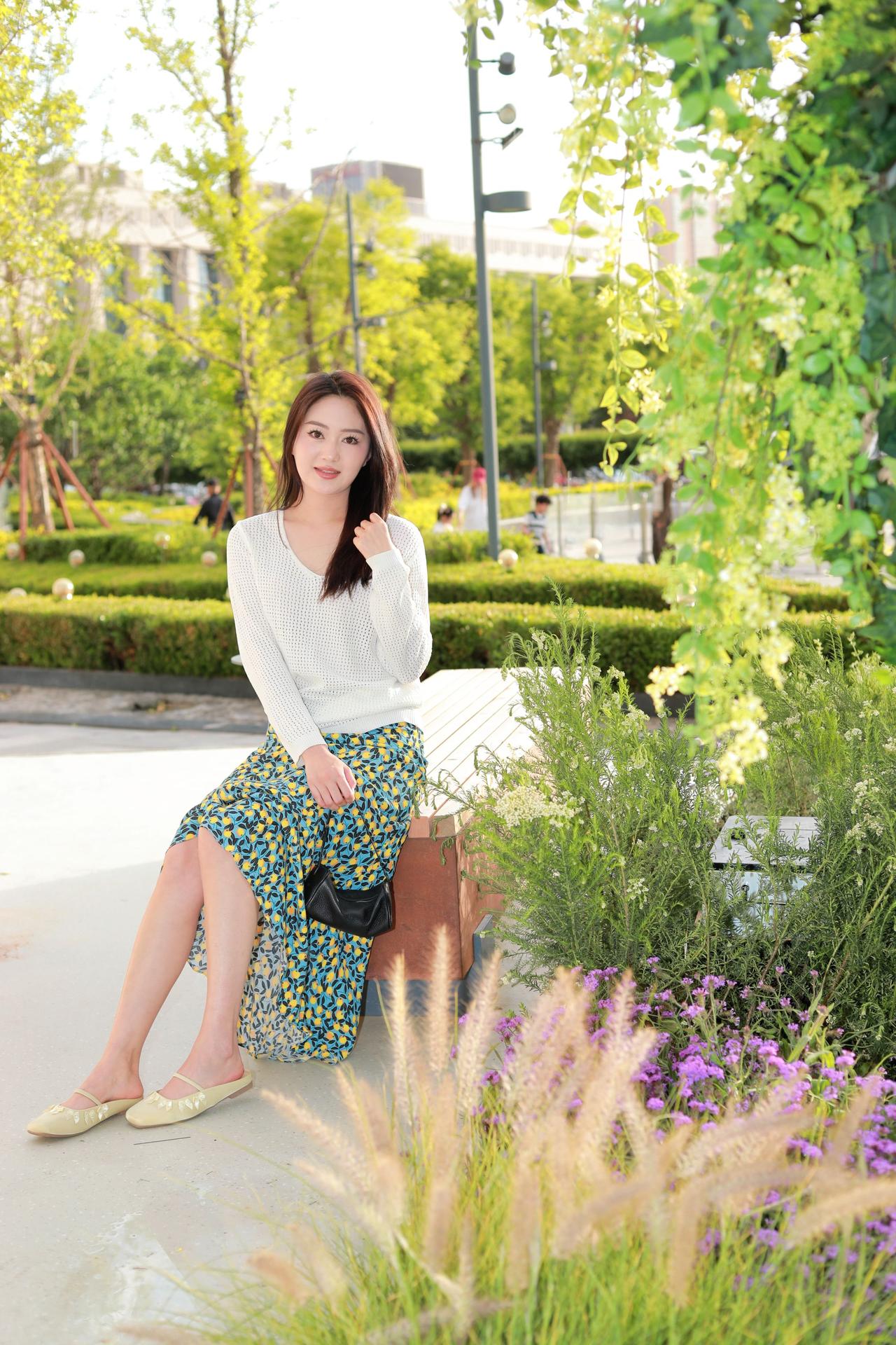 人像摄影约拍跟拍夏日花园浪漫风 万象城回响之洲我镜头里的美女原创原图直出照片