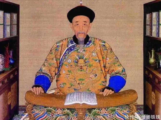 “皇太极为何改国号为‘清’？一场关于天下的战略大棋！”

【引言】
在中国历史的