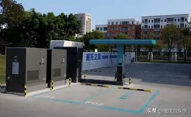 比亚迪闪充技术的发布！5分钟快充完美收官，体验在这些方面比亚迪闪充技术的这次发布