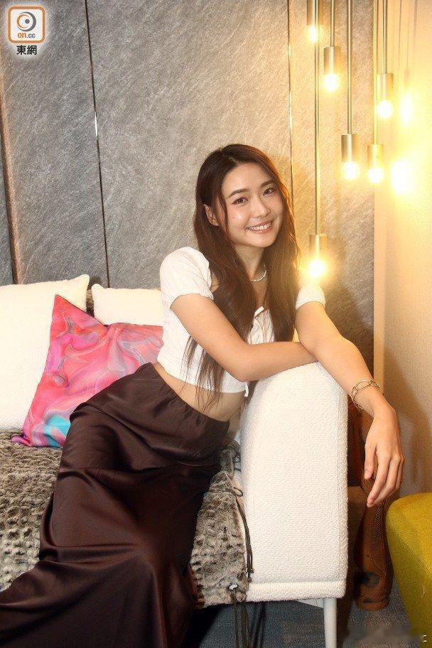 藝人戴祖儀（Joey）與丁子朗（丁丁）這對好友經歷過不少患難，Joey大爆曾為對