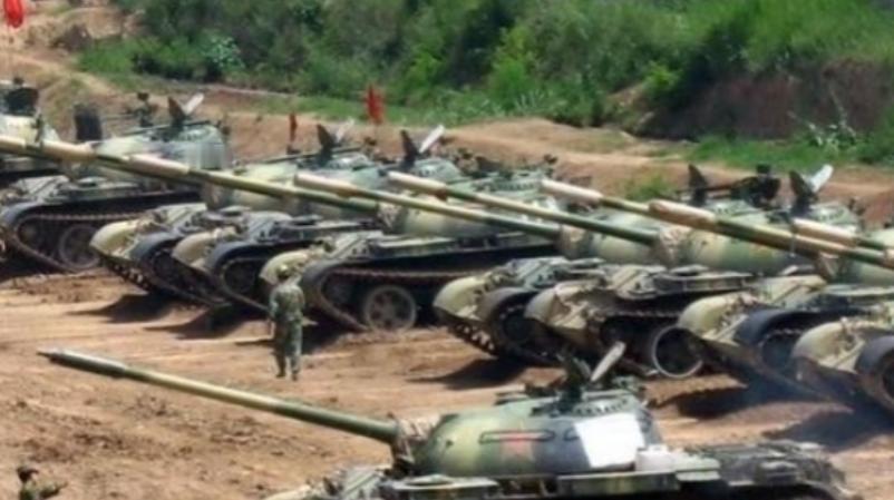 美国声称如果开打，中国的3000架战机将毫无用处，俄：33个空军师你顶得住？美国