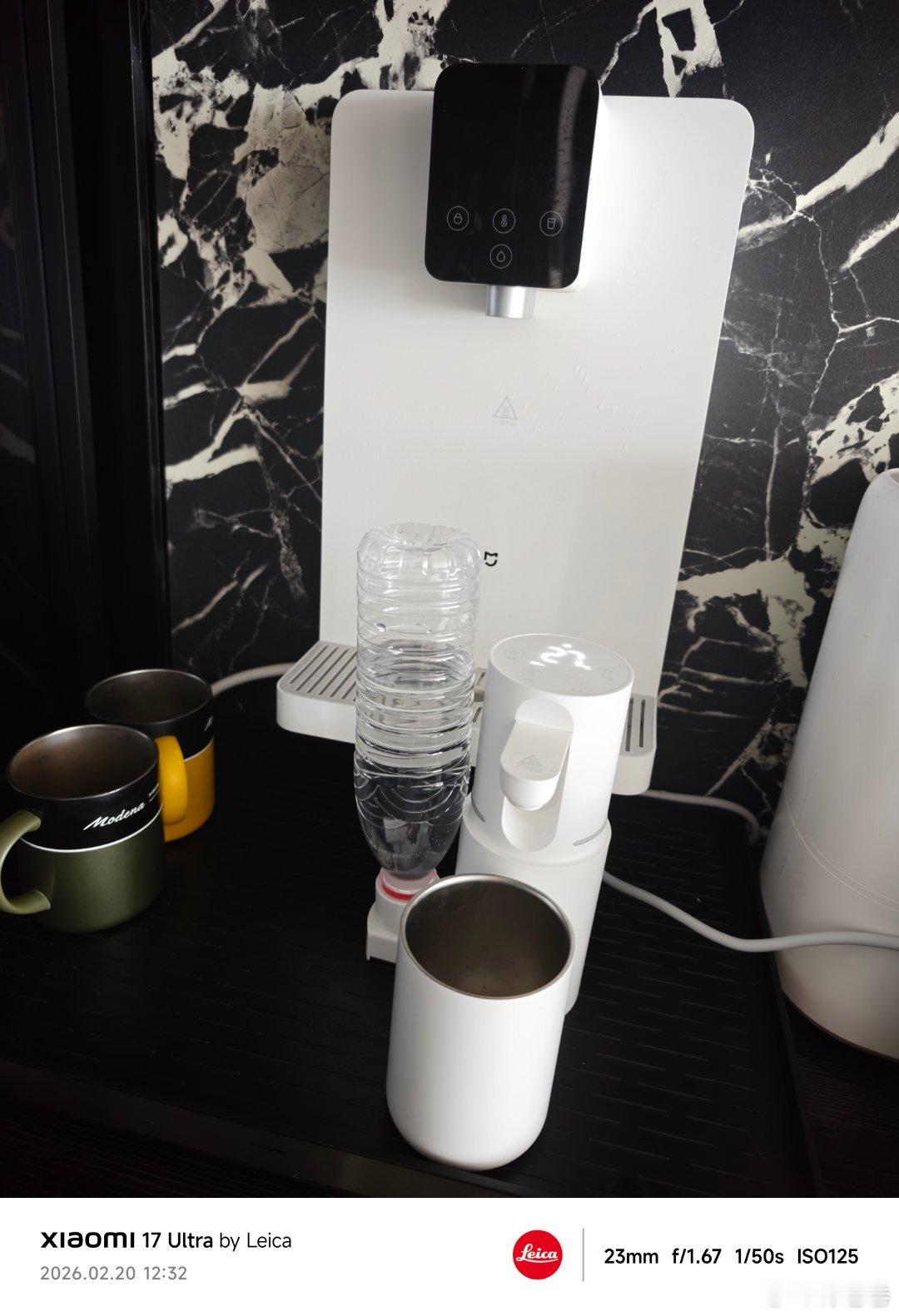 管线机突然不出水了，叫了售后下午才能过来，老妈说只有烧一壶开水了，我说nonon