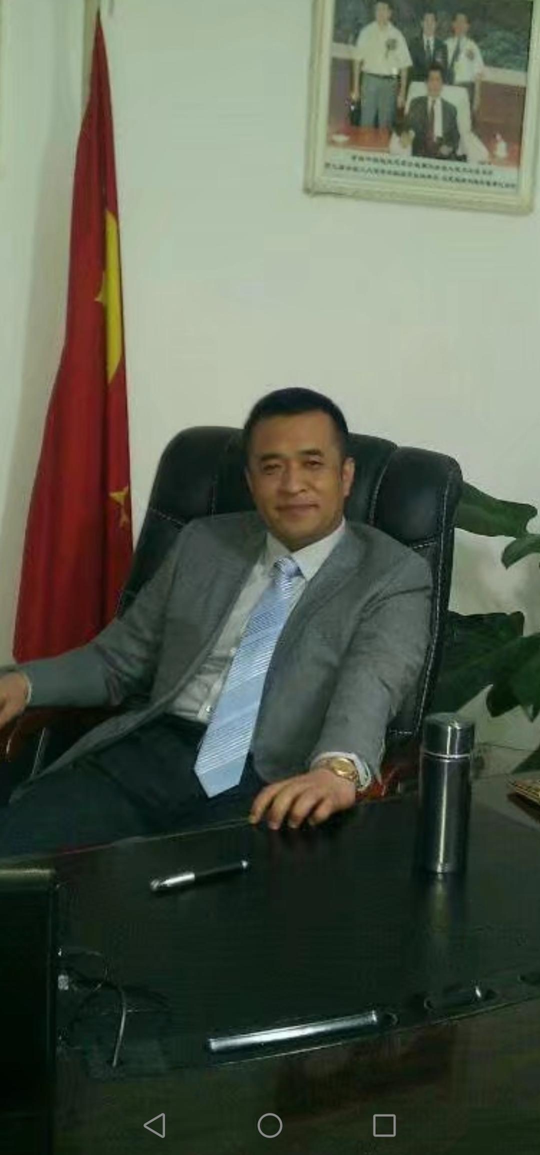 原来时间和境遇真的可以让一个人变得面目全非，记录我三十岁三十五岁四十五岁的变化。