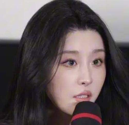 2026年1月28日，赵小棠在一档节目中分享了一段有趣经历。她表示现在的小孩懂得