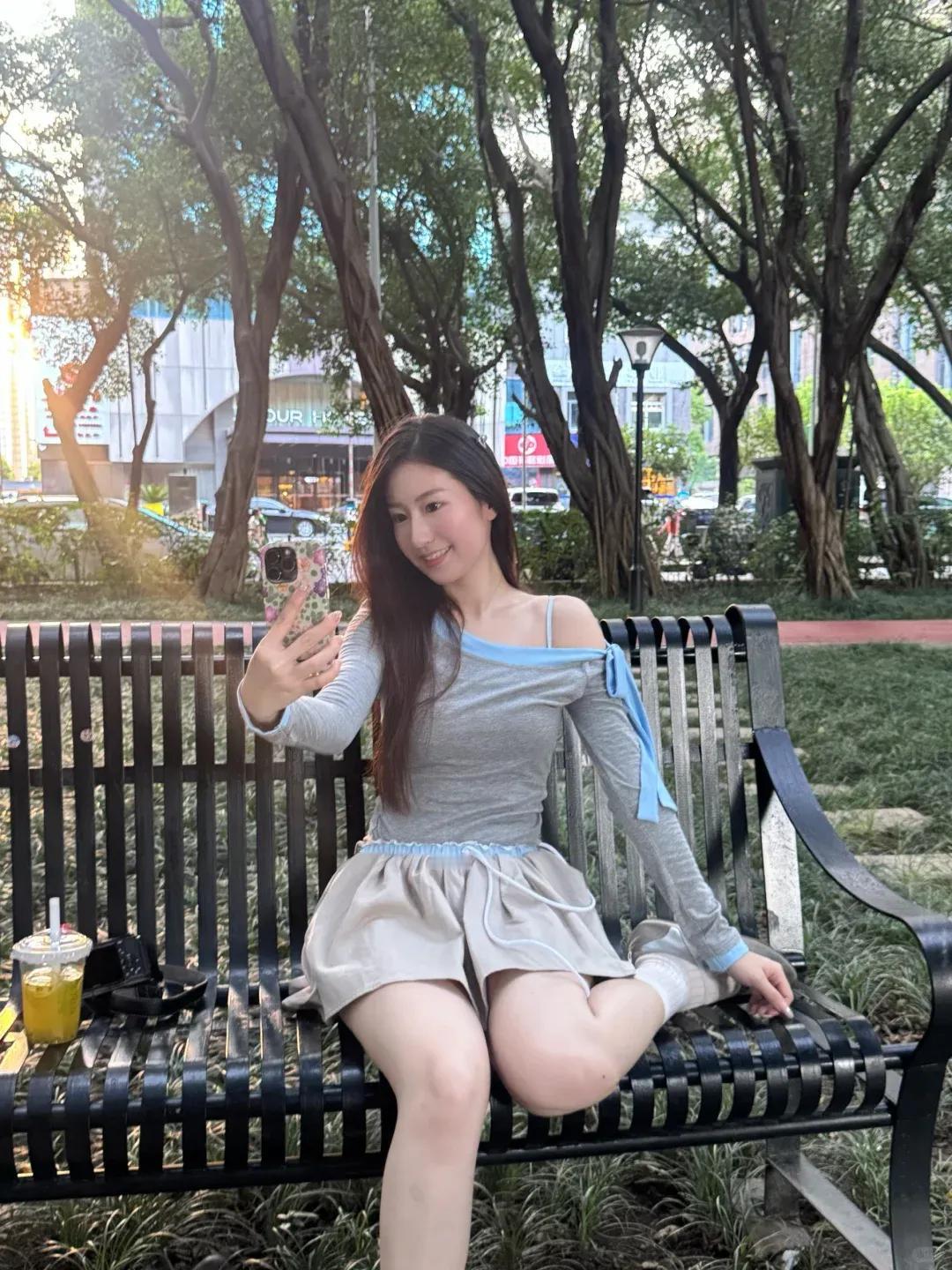 她要求恋爱期每晚必须视频通话一小时，你能坚持吗