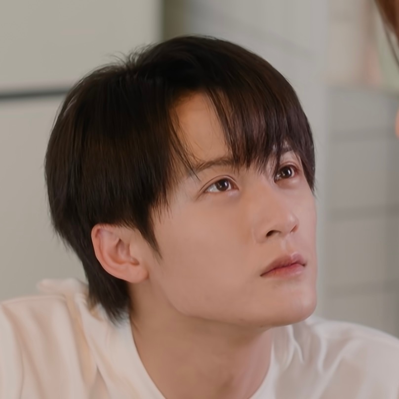 狗非就是很会卖萌一男的啊。虽然之前总是说他嘴毒，但其实会发现逗他也很好玩。狗会假