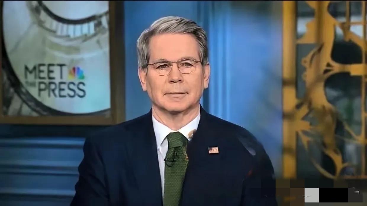 美国财政部长贝森特今天发文说：“伊朗政权必须为其勒索全球能源市场、使用导弹与无人