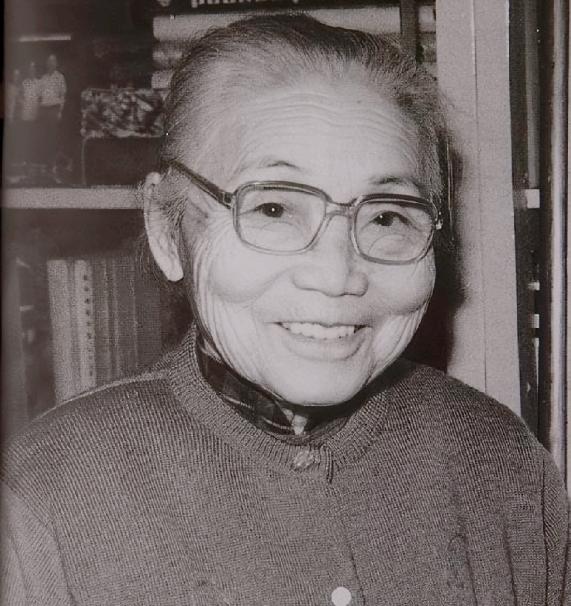 1925年，苏州豪门潘祖年病重。

1925年深秋，苏州潘家大宅的药味压过了桂花