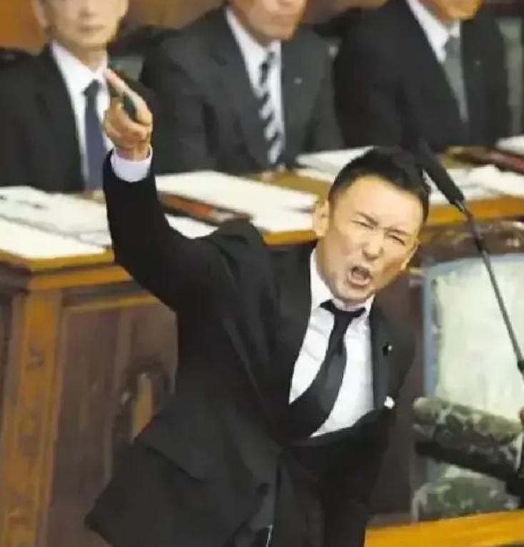 山本太郎在日本国会直言：与中国冲突不是遥远可能，而是现实警告。他说解放军火箭军有