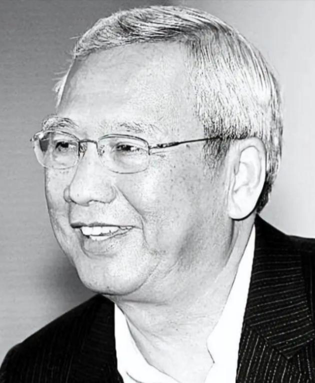 上世纪九十年代，台湾费尽心思安排到解放军内部的间谍，全都被李志豪给揪了出来，当这