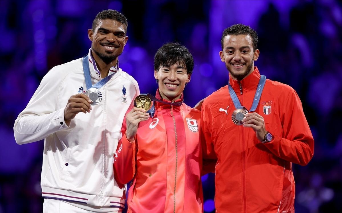 听说了吗？奥运会金牌榜又掀起一阵热议！日本队居然一骑绝尘，直接登顶了！而我们中国