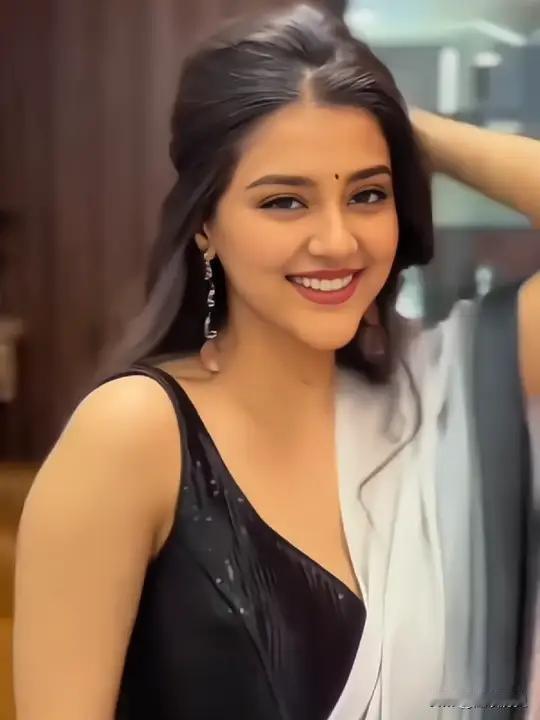 记得上初、高中，老师讲世界史的时候，讲到印度。说印度最根本的是种姓制度。
印度的