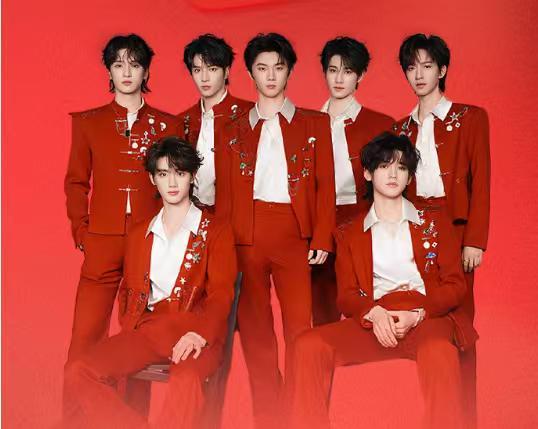 时代少年团小年赴约全员就位时代少年团年味时代少年团年味，时代少年团小年赴约全员就