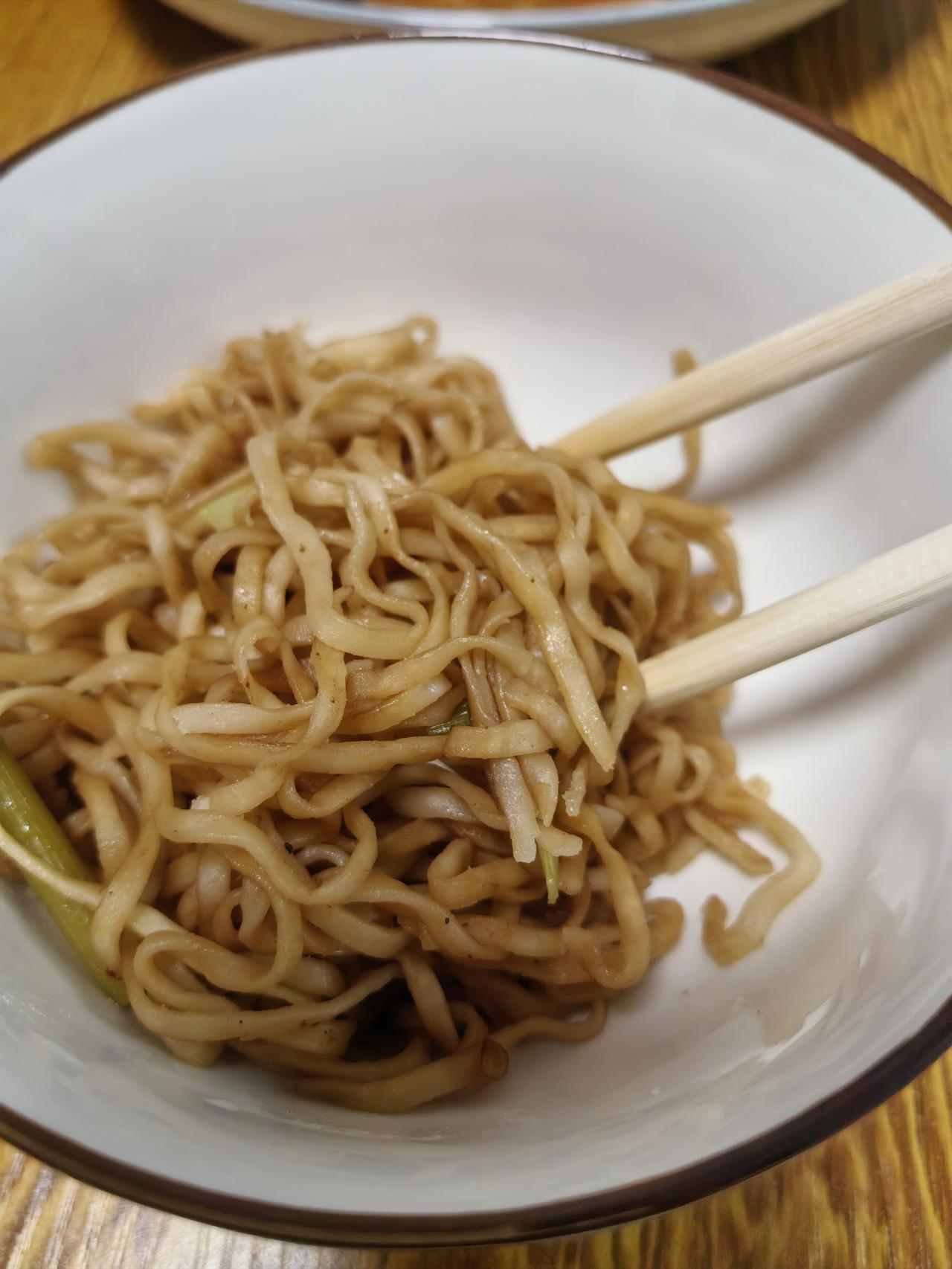 《素食斋》之六
今天素食二十天，工作太忙没时间。
看来以后养习惯，天天拍照大家看