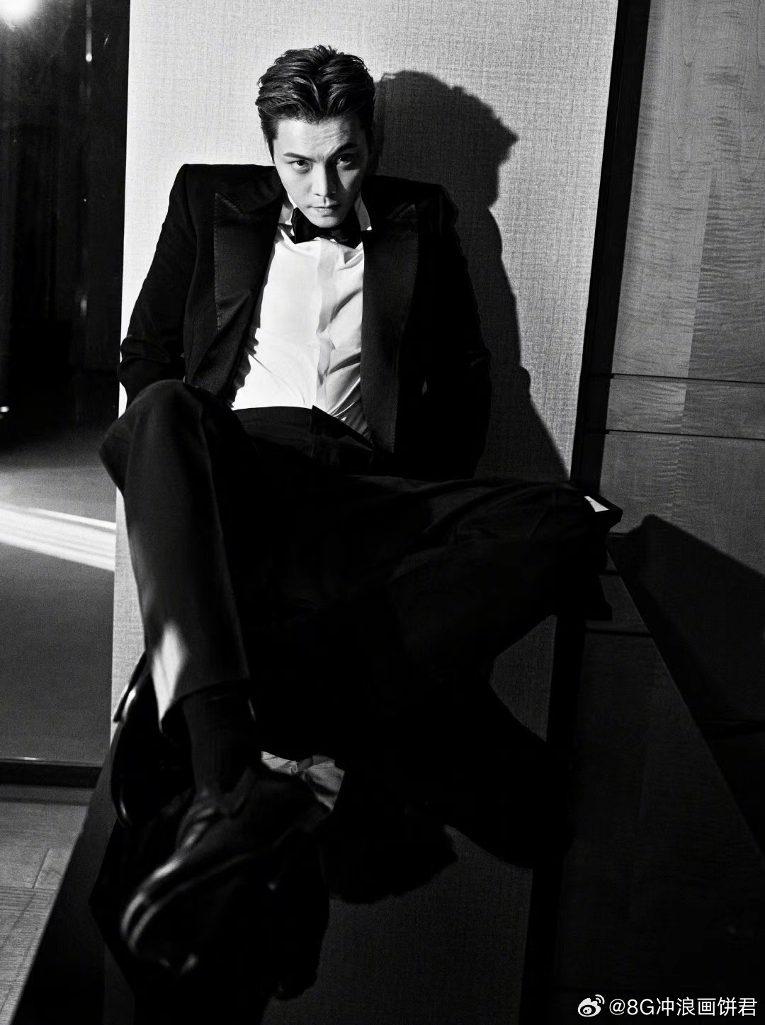 陈伟霆终于演医生了白大褂 + 斯文精英感直接封神！谁懂啊！这次演心外科医生王志诚