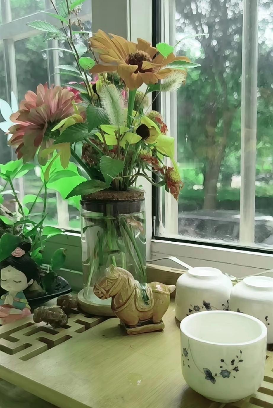 有些人处理的方法真是新颖、独特。

柴桑大姐今日在直播间说，好多网友去举报我大娘