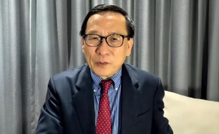 “中国难道不虚伪？” 一非洲留学生在节目曾逼问，中国太虚伪，就帮我们国家建了座议