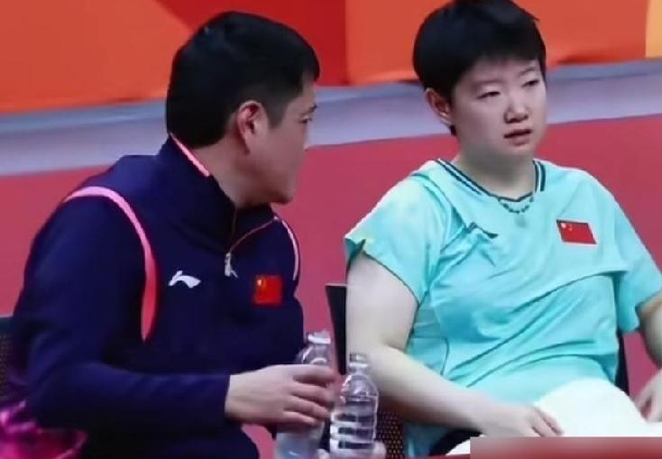 孙颖莎两枚银牌，混双输了女单也输了，说实话看完采访我是真绷不住了。


看新闻里