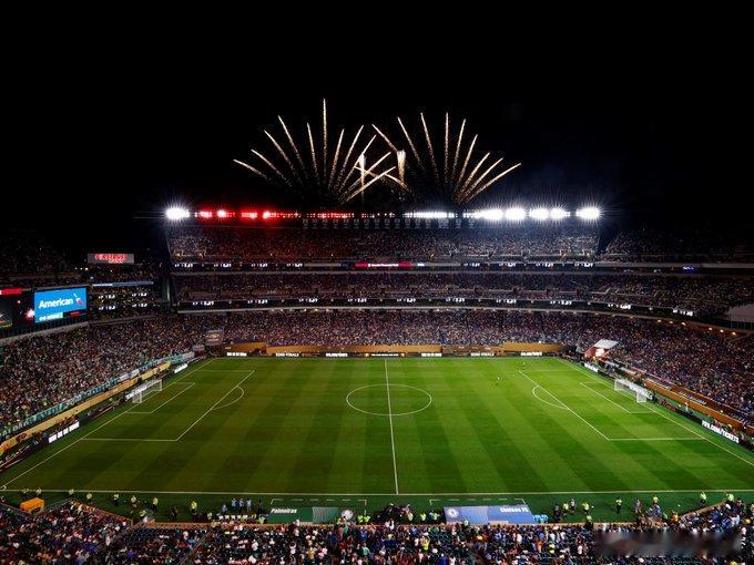 费城送出世界杯“离场福利”：球迷赛后可免费坐地铁费城世界杯组委会确认，今年夏天将