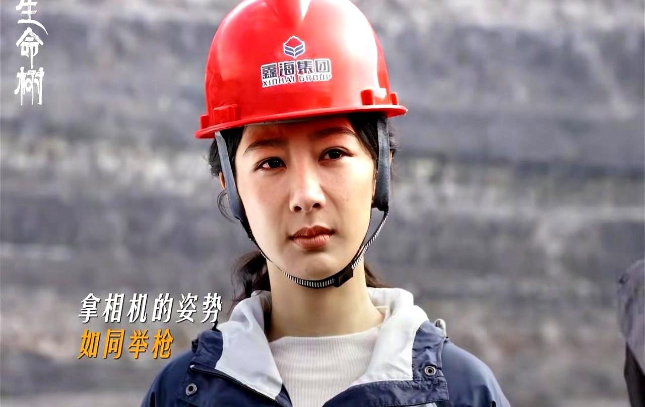 他吃了救命恩人一口馍，转头就给了恩人一枪。
 

17年后，孟耀辉成了大老板，再