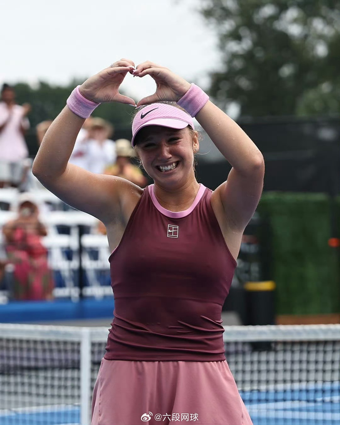 16岁小将获WTA首冠wta250  年初世界排名714位，孟菲斯站后飙升至TO