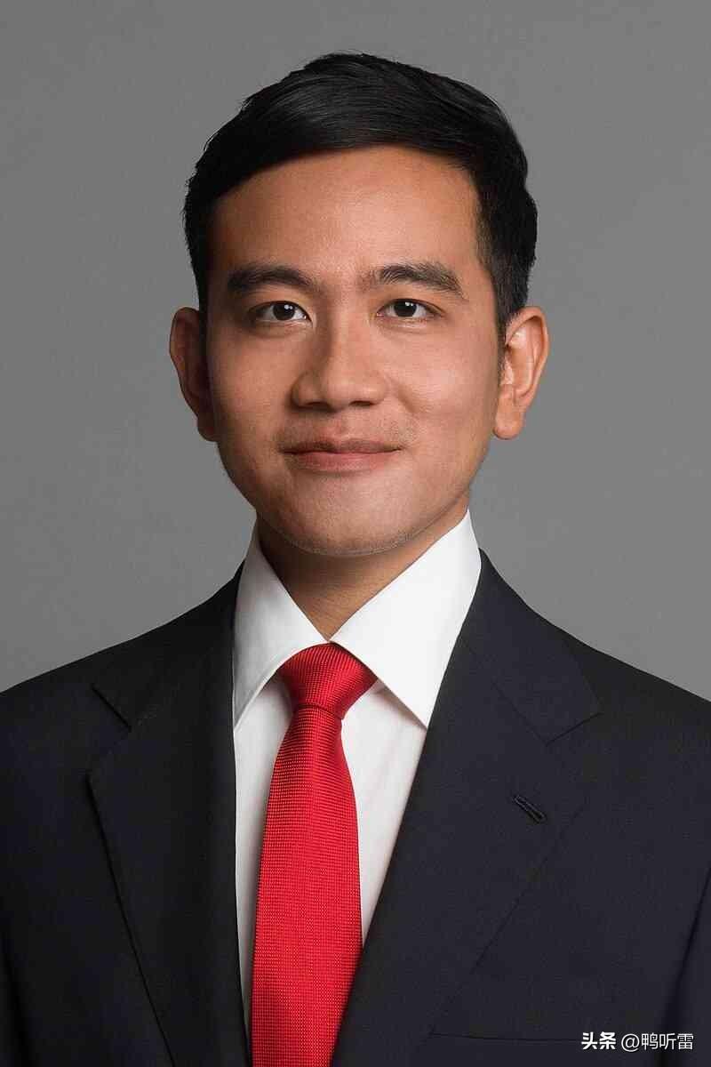 印尼副总统吉布兰，如今法定全职职务只有副总统一职。早年担任的梭罗市长早已卸任，也