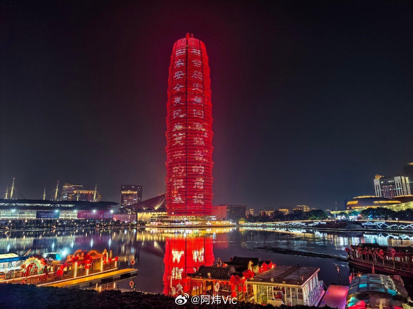 【中国或赶超美国成为最大旅游市场】当美国失去游客中国接住了世界 据美国《旅游周刊